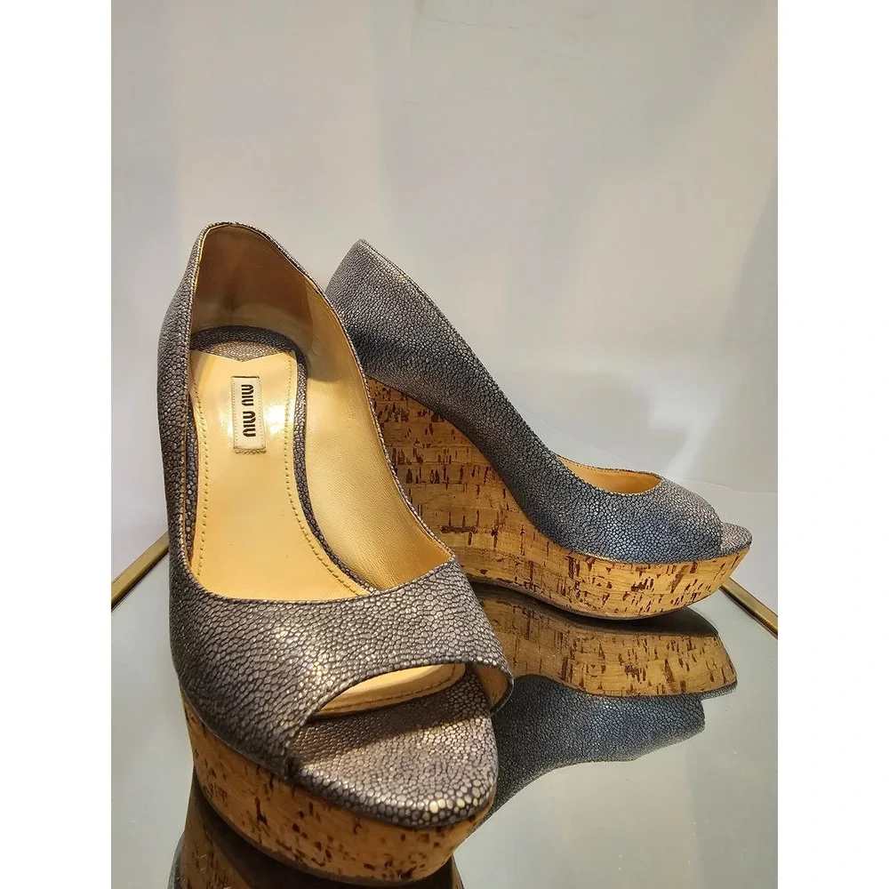 Miu Miu Stingray Embossed Leather Cork Wedge Sandals Womens Blue Grey Peep Toe